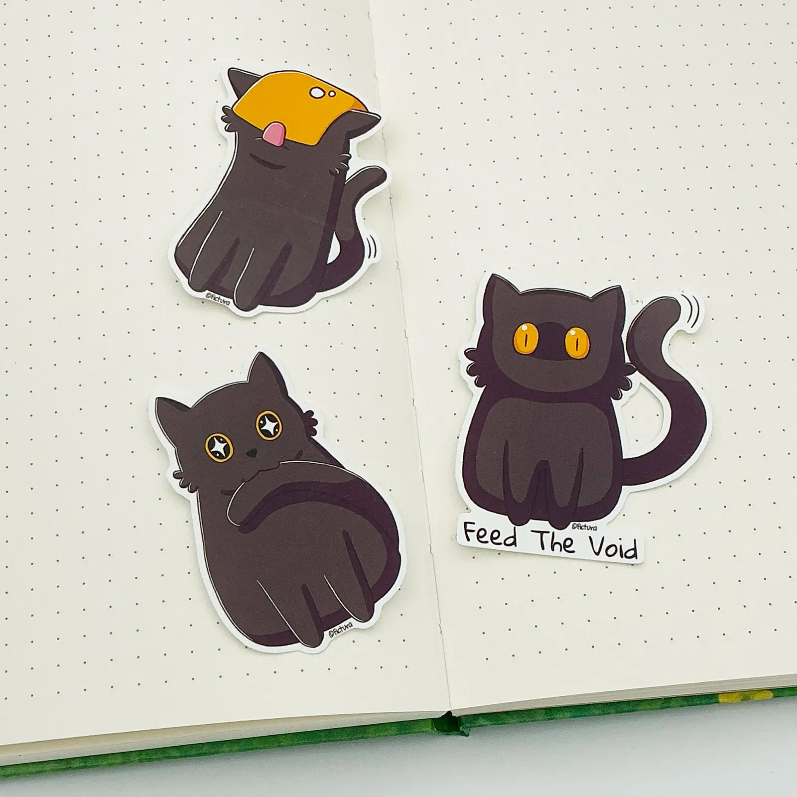 Tail nom Kuro the cat - Kiss-cut sticker - Image 2